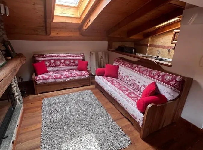 Mansarda Belvedere Scopello (Piedmont)